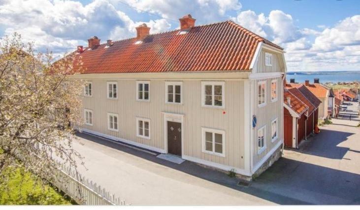 Angbaten - New Buildt Double Rooms In The Center Of Graenna With Separate Entrance Eksteriør billede